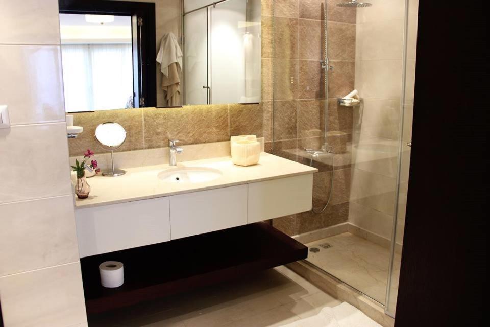 Porto Sokhna Pyramids Apartments Powered By Amer-Group Family Only Ain Sukhna Bagian luar foto
