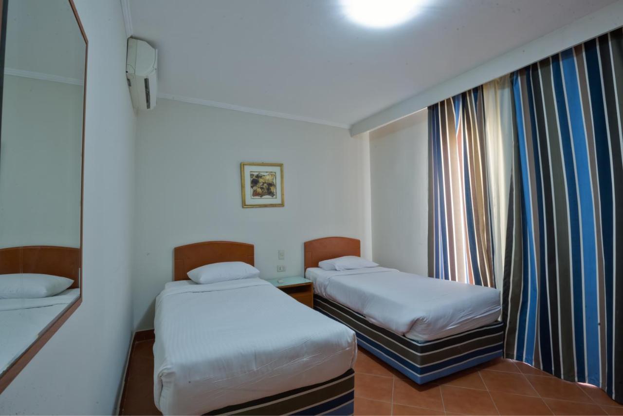 Porto Sokhna Pyramids Apartments Powered By Amer-Group Family Only Ain Sukhna Bagian luar foto